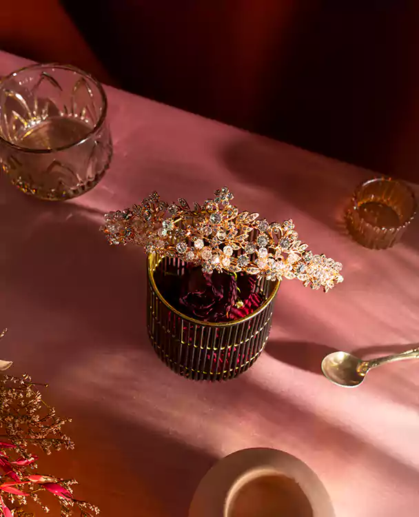 Işığı Taşıyanlar