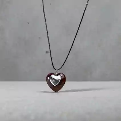 İki Kalbin Birliği – Aura Yansıması Kolye