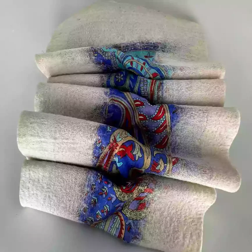 Gökyüzünün Sessizliği | Naturel Keçe İpek Atkı